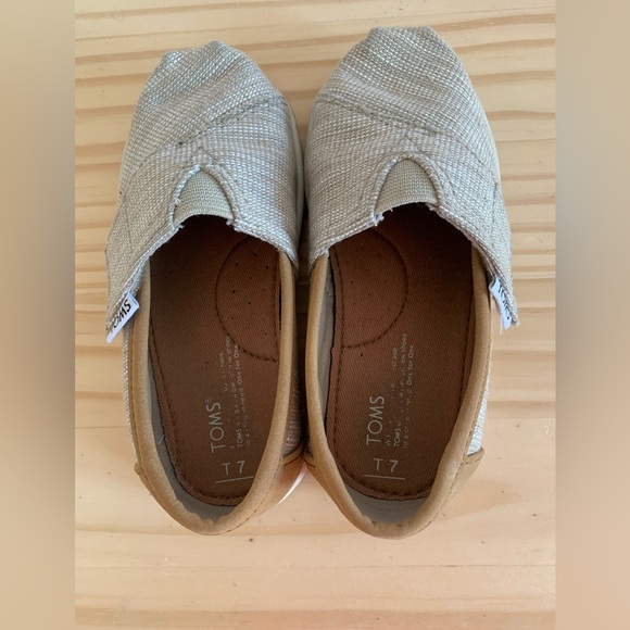 Tom’s Tiny Alpargata woven shoes. Toddler 7. - Picture 1 of 6
